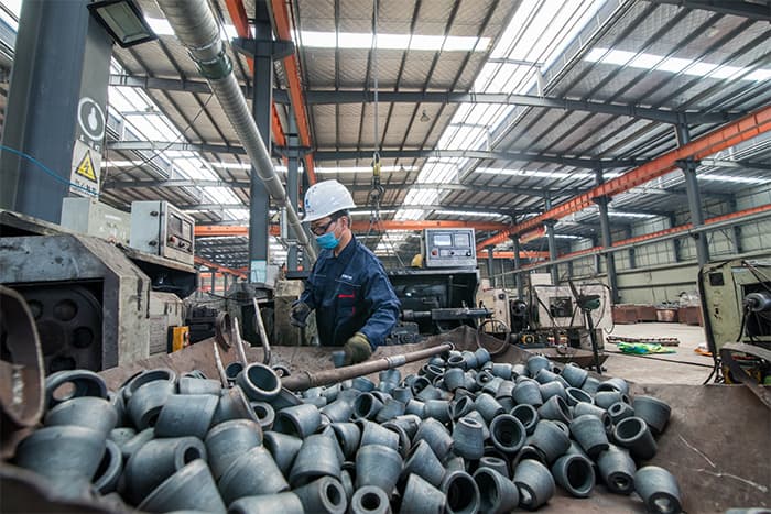 大连水泥厂网架安装